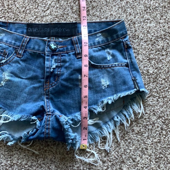 One Teaspoon Suede Pockets Denim Jean Shorts - Picture 11 of 14